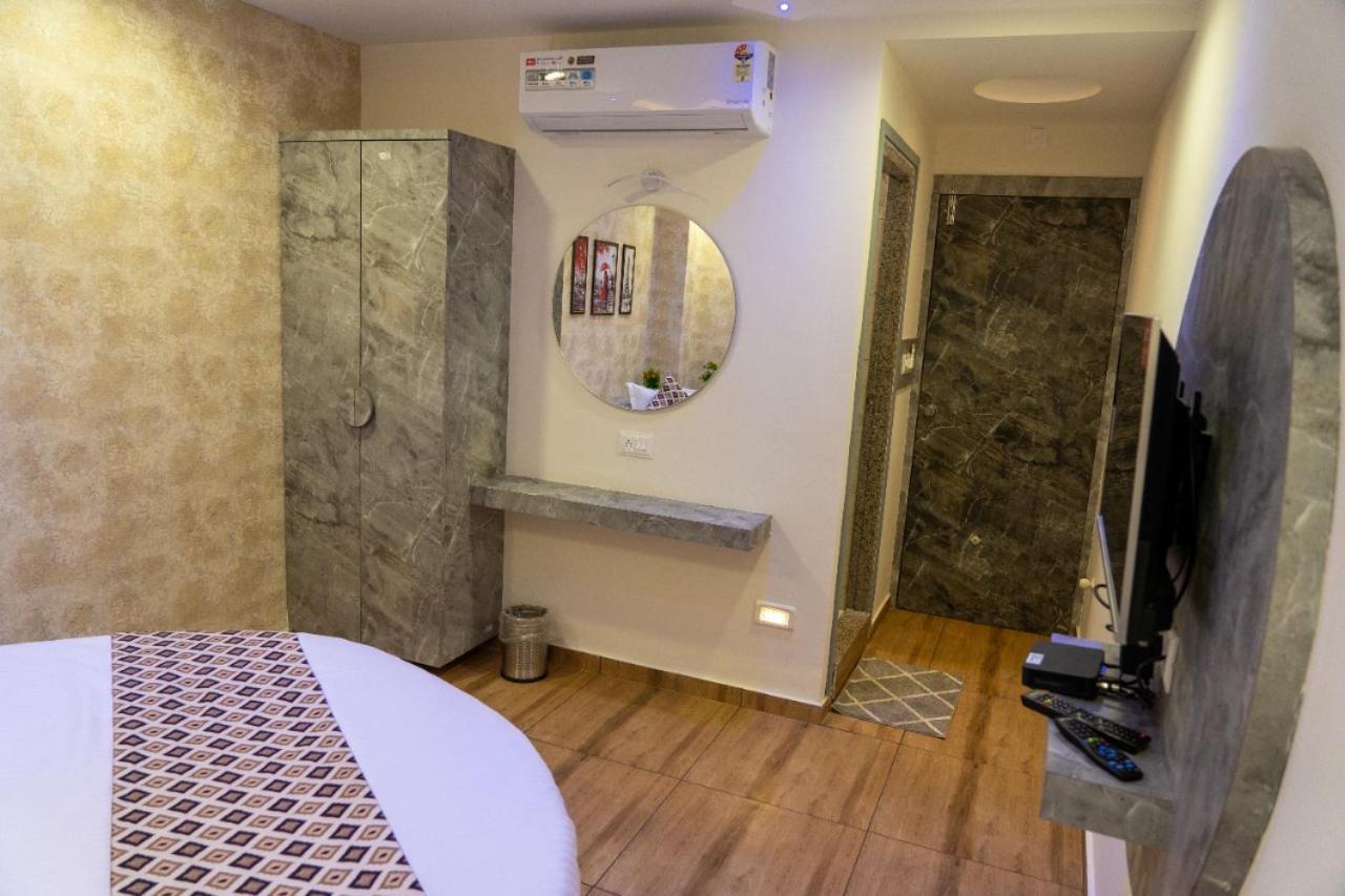 Hotel Lee Grand Ананд Екстер'єр фото